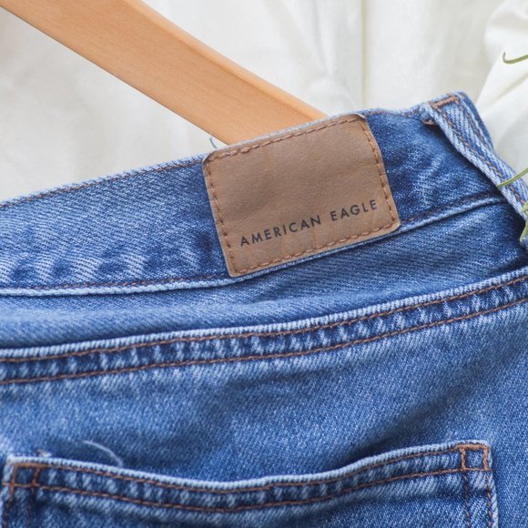 Denim Mom Shorts - Picture 3 of 3